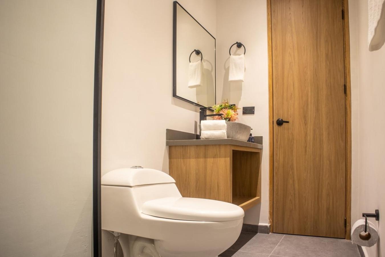 Rosa Negra Comfort Stadio Aparta-Suite Меделин Екстериор снимка